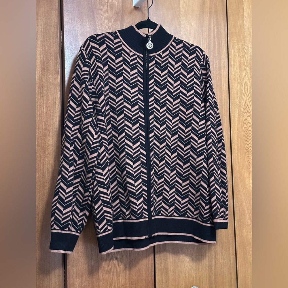 Black and Brown Chevron Zip Cardigan